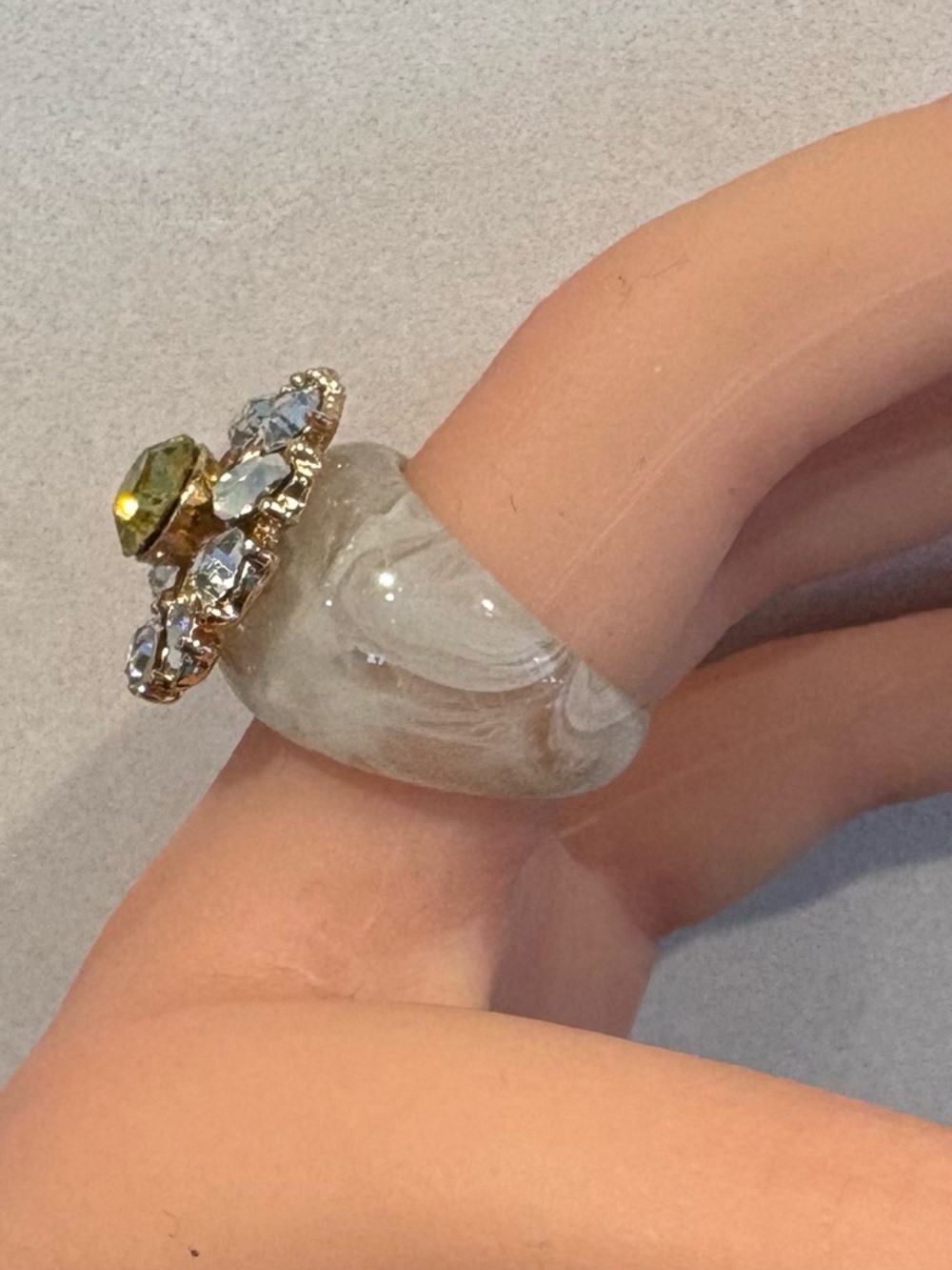 Vintage Floral Crystal Sunburst Cocktail Ring - Marbled Scarf Ring Slide